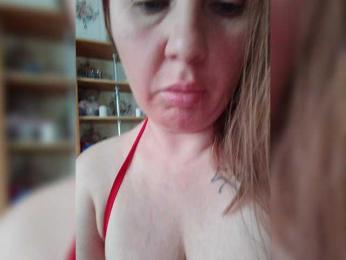Alisa-33 webcam bongacams model stream image