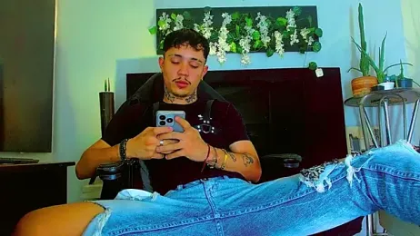 HannibalLester webcam stripchat model stream image