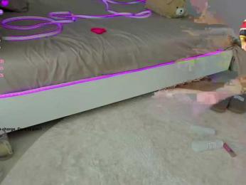 fr_forever webcam model stream image