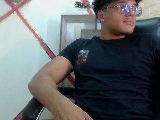 joemooree webcam camsoda model stream image