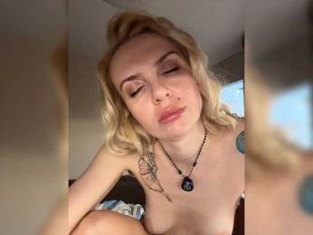PinkWave webcam model stream image
