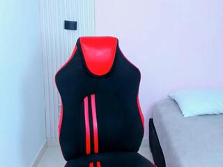 Niki Marti webcam model stream image