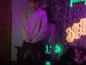 twinkben04 webcam chaturbate model stream image