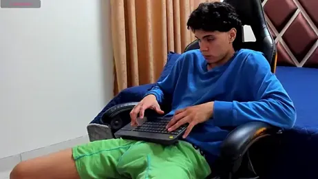 Ithan_Hott webcam model stream image