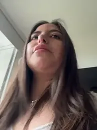 sukhakunis1 webcam model stream image