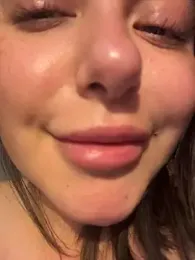 sukhakunis1 webcam model stream image