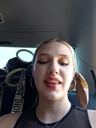 caressyourself webcam stripchat model stream image