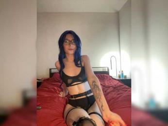Hot-Lumi webcam model stream image
