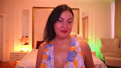 VelvetLuck webcam model stream image