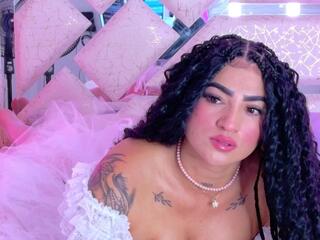 Emily Kuper webcam model stream image