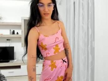 maya_and_guests webcam model stream image