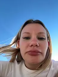 justmilaa webcam stripchat model stream image