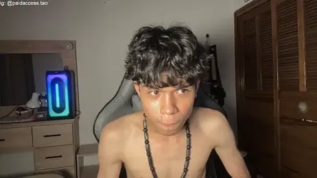 OopsAgain_ webcam model stream image