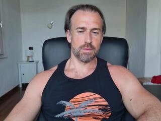 Robert Smiley webcam model stream image