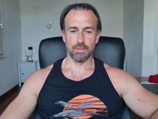 Robert Smiley webcam model stream image