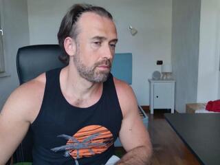 Robert Smiley webcam model stream image