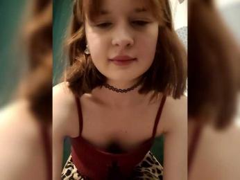 margosha-foxxy webcam model stream image