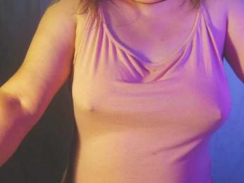 SPRING webcam model stream image