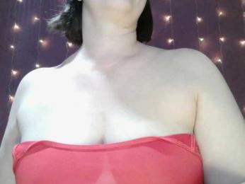 SoftMoon webcam bongacams model stream image