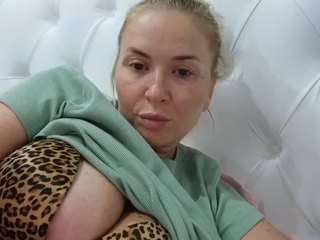 mikagray webcam camsoda model stream image