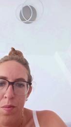 Nayra webcam model stream image