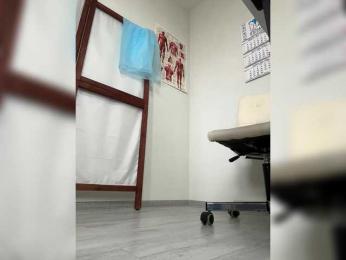 DokTor_Ada webcam model stream image