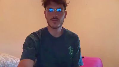 WetDream20 webcam model stream image
