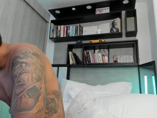 Lenyn Max webcam model stream image