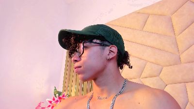 Akaza_ webcam cam4 model stream image