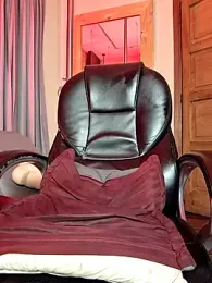 GrayAndrews webcam stripchat model stream image