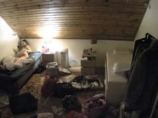 voyeurcam-julmodels-whitebed-3 webcam model stream image