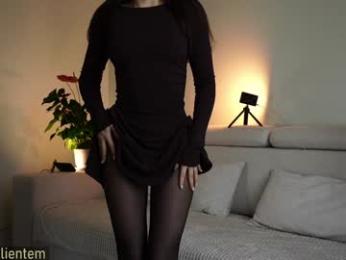 ms_seductive webcam model stream image