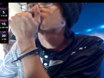 suggabrown_ webcam model stream image