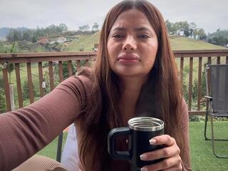Kitty Lowell webcam flirt4free model stream image