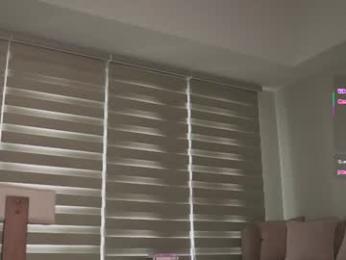 belle_adrienne webcam model stream image