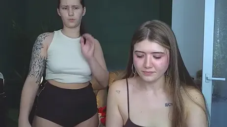 HotCaramellsTV webcam model stream image