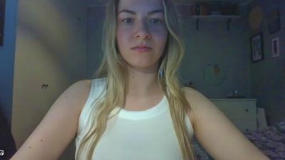 Rosie_June webcam model stream image