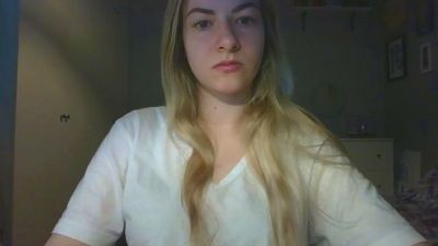 Rosie_June webcam model stream image