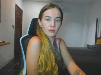 mel-collins webcam bongacams model stream image