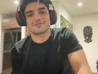 bdever7 webcam model stream image