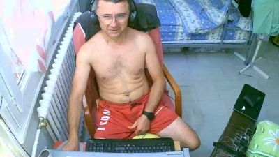 lokoum393 webcam cam4 model stream image
