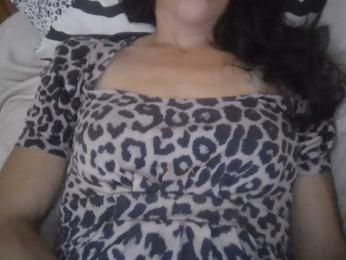 secretsky webcam bongacams model stream image