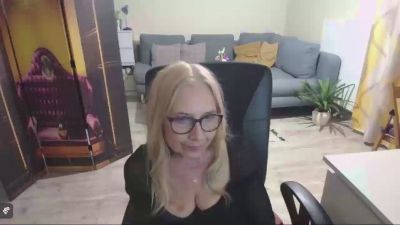 Sofia_xLOVE webcam cam4 model stream image