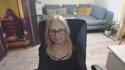 Sofia_xLOVE webcam model stream image