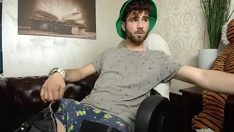 KyloEast webcam model stream image