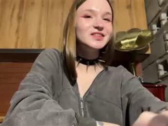 nloraaa webcam model stream image
