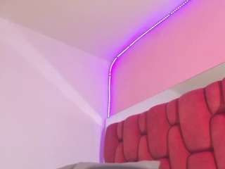 sexxy-naomi webcam model stream image