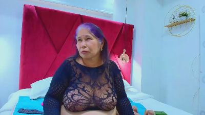 girl_amada webcam model stream image