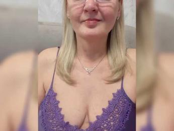 SexiestJess45 webcam bongacams model stream image