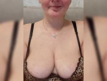 SexiestJess45 webcam bongacams model stream image